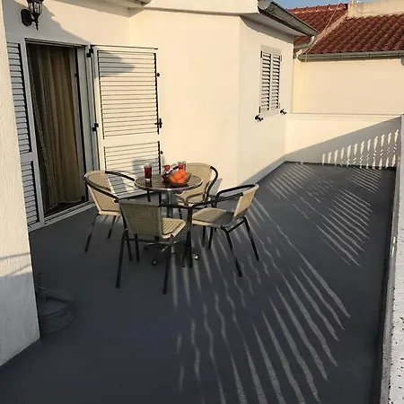 Suzana Apartamento Vodice